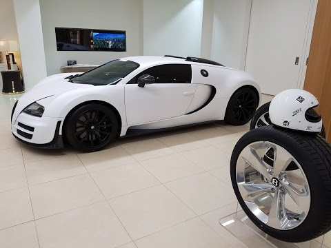 БУ Bugatti Veyron за 90 МЛН Рублей. Отделка дверей за 1,5 МЛН Рублей.