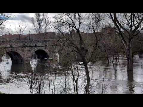 Crecida del río Tormes a su paso por Salamanca