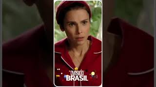 Nina fica sem graça ao conhecer a Débora, e brindar o noivado do Jorginho com a Débora