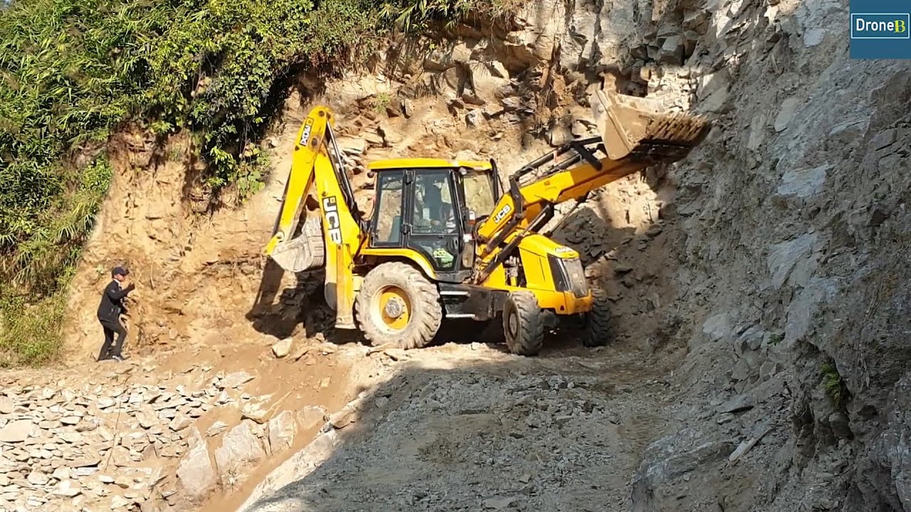 Rolling Boulders Down Hill-Stone Slide Blocked Hilly Road-JCB Backhoe Removing