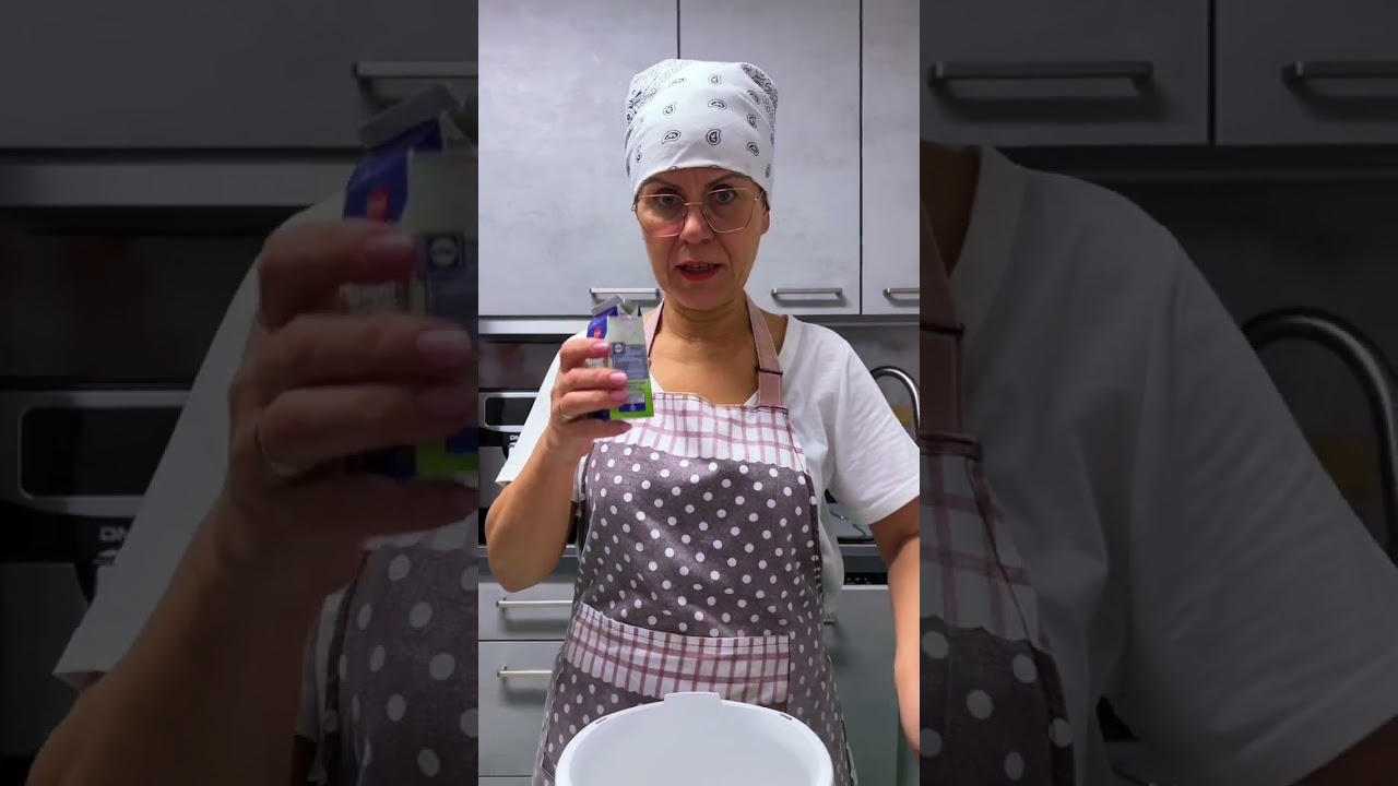 Вкусный Тортик. А называю я его так, потому что цвет такой 😉
