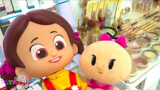 Niloya Lässt Sich Ohrlöcher In Der Apotheke Stechen Ohrlochpistole Tut Ohrlöcher Stechen Weh Tospik