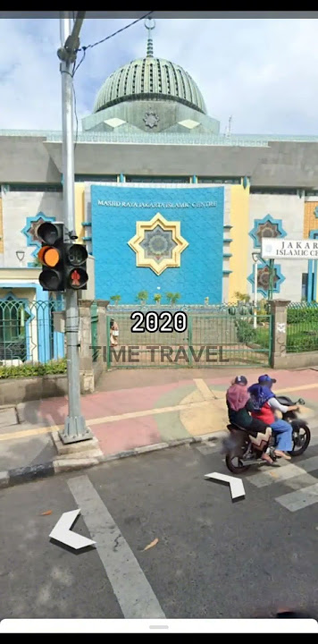 MELIHAT MASJID JAKARTA ISLAMIC CENTRE DARI MASA KE MASA SEBELUM KEBAKARAN