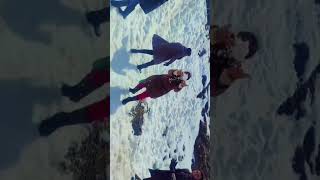 Parivaar ke saath guzare ye pal hi asli khushi hain ❄️🏔️ #asimsaleembajwa #rizvi #asadumar