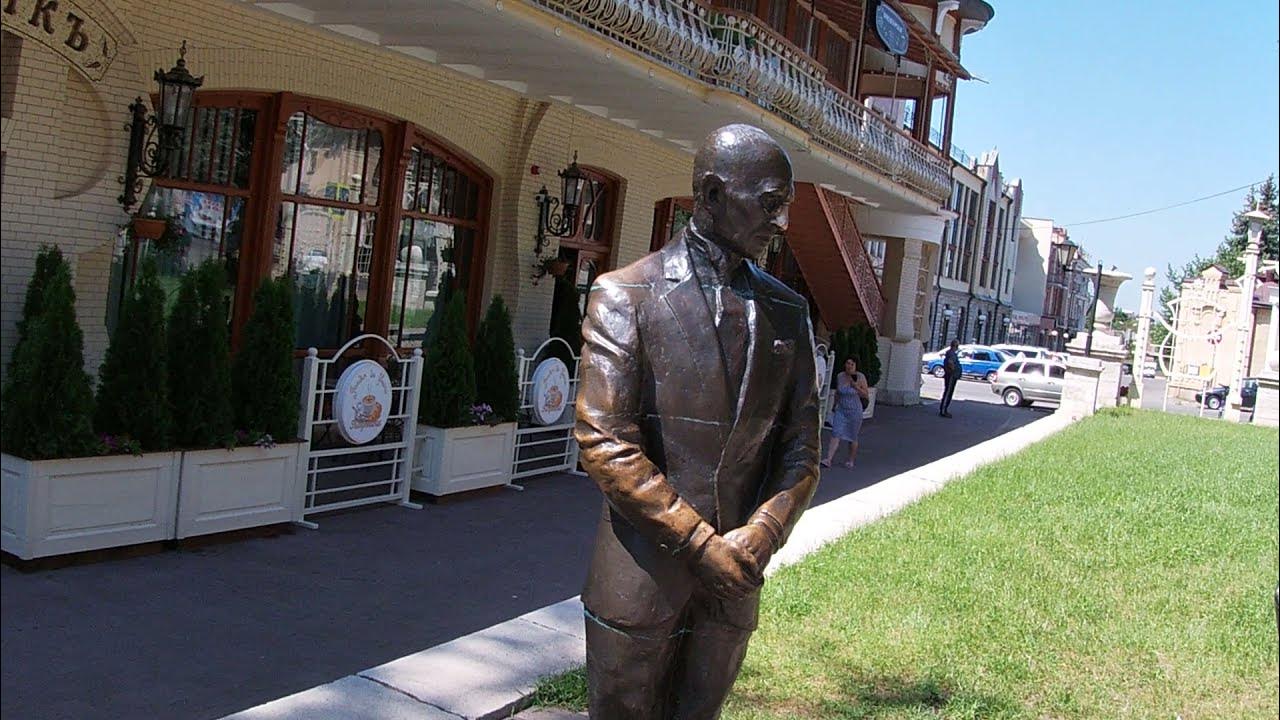 Памятник кисе воробьянинову в пятигорске фото - Бека Тур