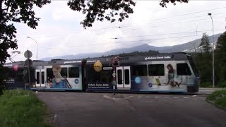 Bahnübergang Schweiz Riedholz Aare Seeland Bahn / Spoorwegovergangen Zwitserland