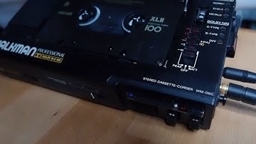 SONY PROFESSIONAL WALKMAN WM-D6C PORTABLE CASSETTE RECORDER PLAYER & MICROPHONE PLAY