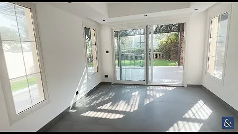 Upgraded And Extended 3 Bed Villa With Lake Views in The Springs