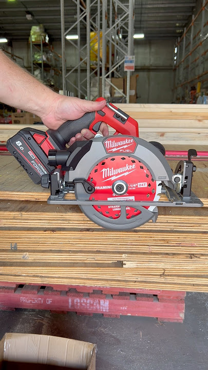 FIRST LOOK 👀 Milwaukee M18 FUEL 184mm Circular Saw (M18FCS66G3)