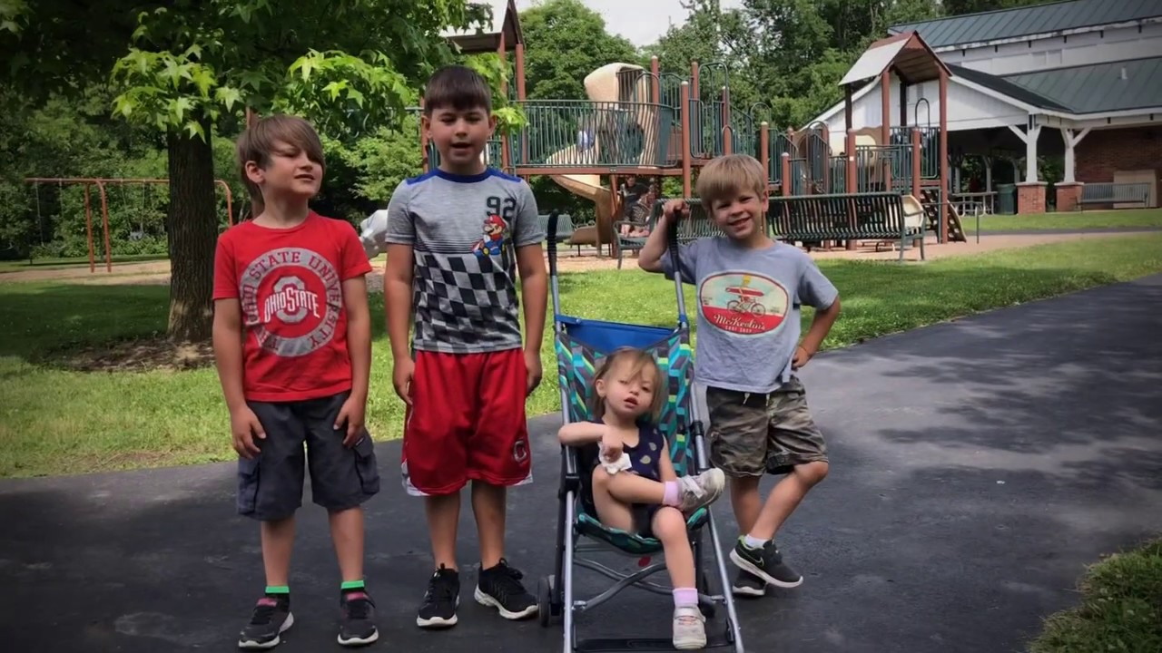 4 Playground Kids Play, Slide, & Swing at Heritage Park