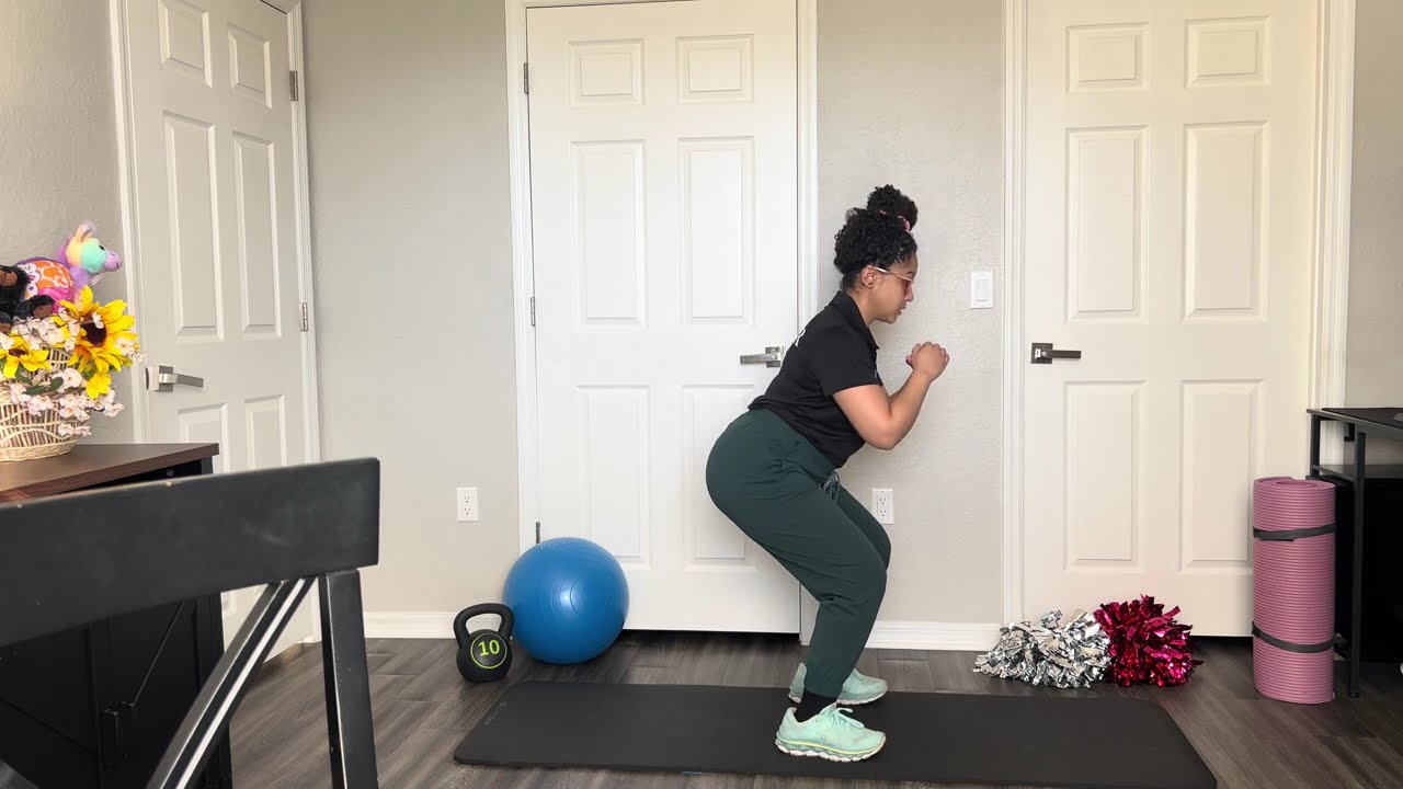 Squat Pulses with Arms Overhead - TUTORIAL