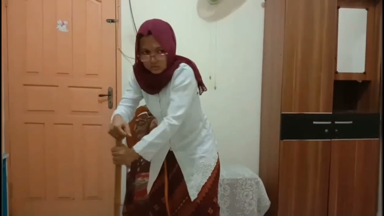 PORTOFOLIO SNMPTN SENI TEATER ISI YOGYAKARTA 2022 - Bila Malam Bertambah Malam karya Putu Wijaha