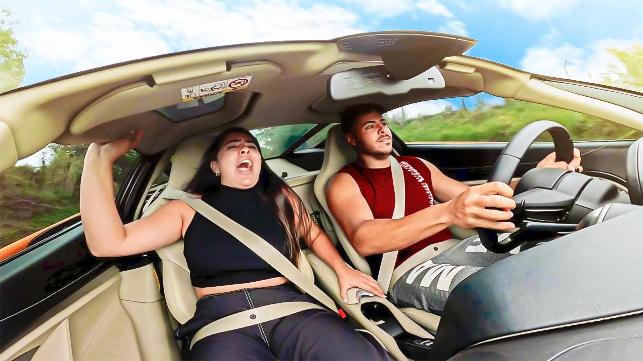 MINHA IRMÃ CHOROU NA MINHA MCLAREN 720S