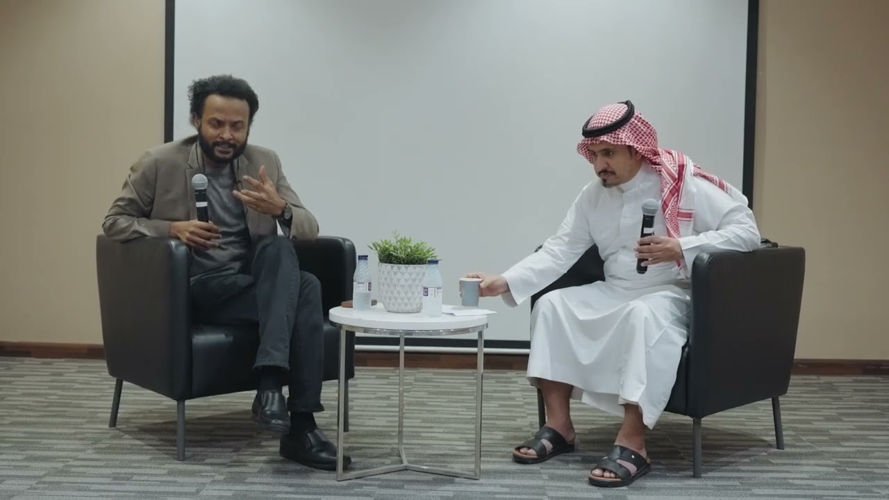 كيف توترت العلاقة بين الفلسفة والعلوم الإنسانية؟ (حوار في الأخلاق والمجتمع) - غسان علي عثمان - جدة