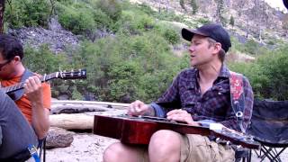 Cold Rain And Snow- Live From Camp Wilson Creek On The Middlefork Of the Salmon River. chords