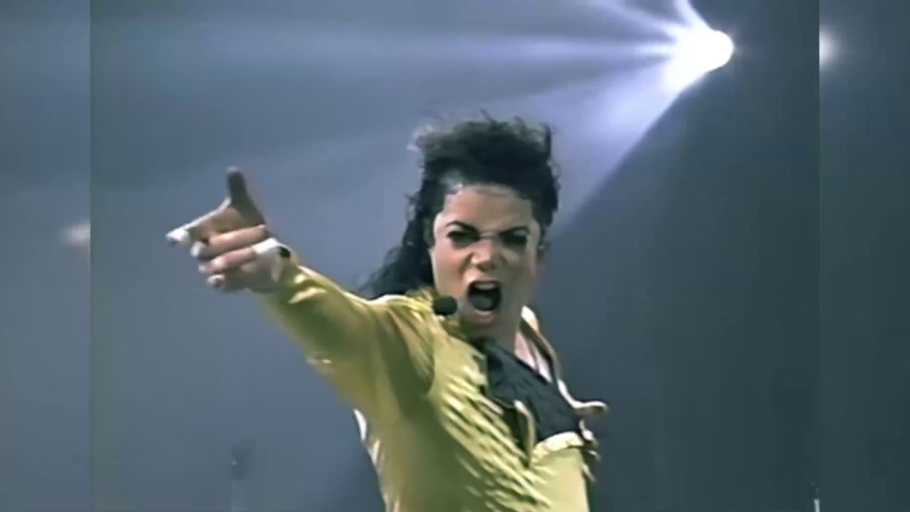 Wanna Be Startin Somethin Live