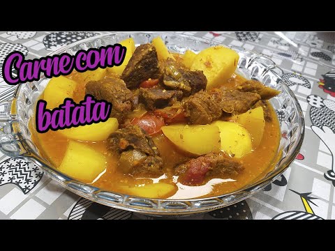 Deliciosa carne de panela com batata