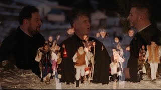 [OFICIAL] Pr. Cristian Pomohaci, Pr. Marius Ciprian Pop, Pr. Ovidiu Ciprian Marțiș - Trei Pastori chords