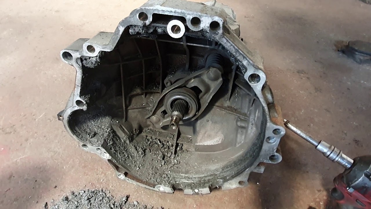 Audi A4 2.0tdi catastrophic flywheel failure YouTube