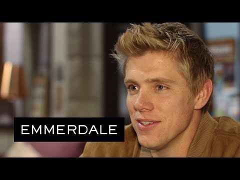 Emmerdale - Goodbye Robert - Ryan Hawley Interview