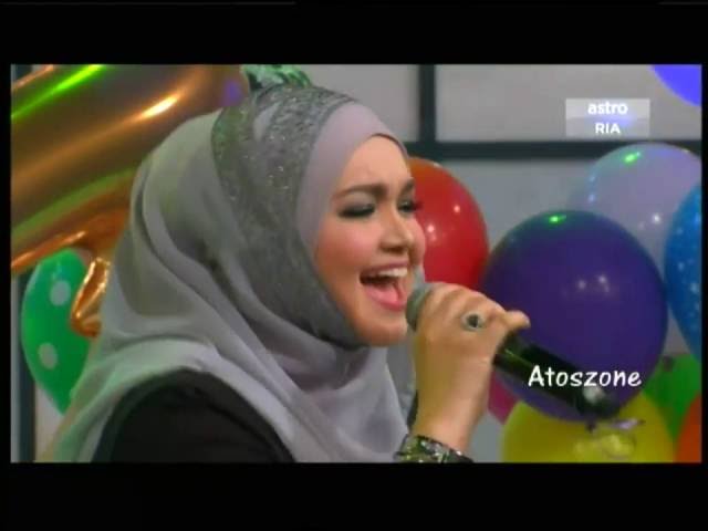 Dato Siti Nurhaliza- Seindah Biasa (live) class=