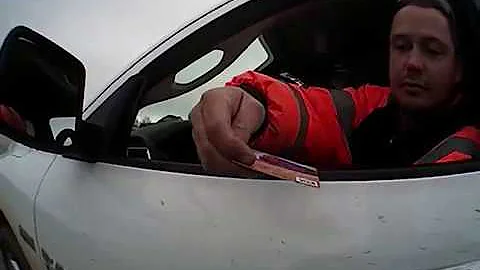 Body cam footage shows Arkansas traffic stop that ...