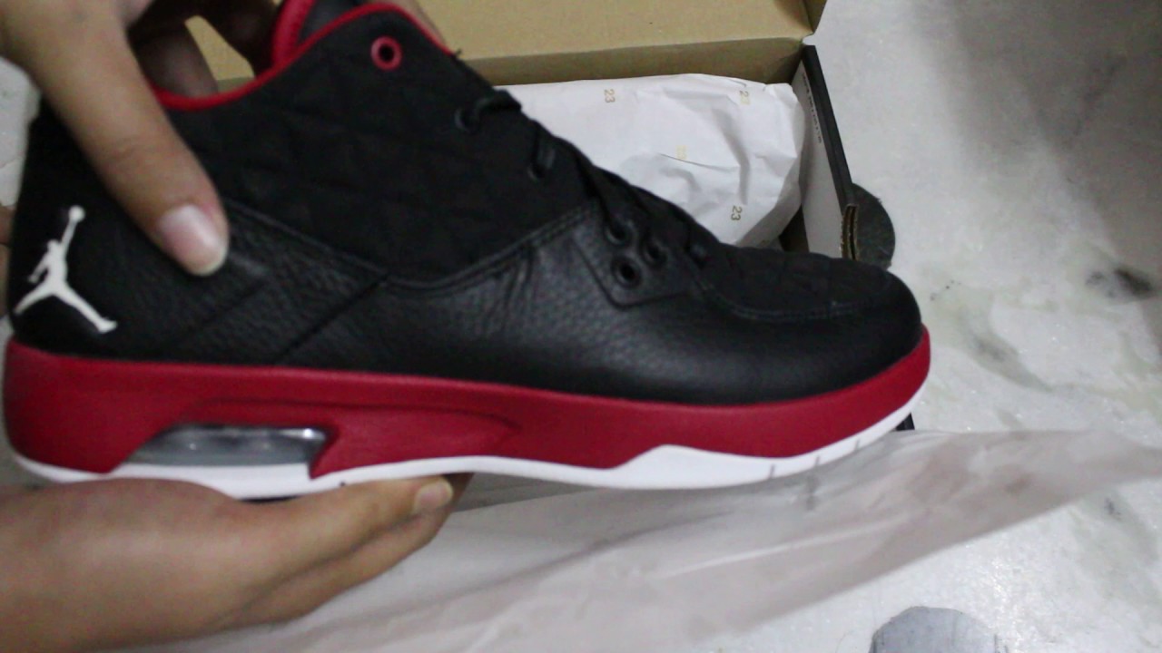 stave Lavet af gennemsnit Nike Jordan Clutch Uboxing!!!!! - YouTube