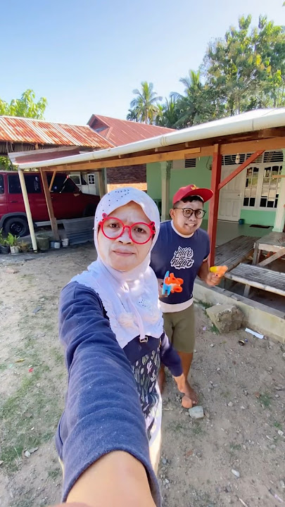 Ketika Anak Kecil Main HP