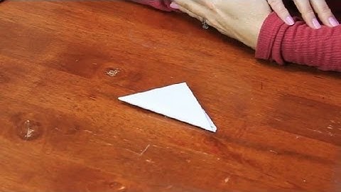 How to Make a Triangular Fold : Paper Folding Projects