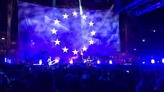 Video thumbnail of "New Year's Day - U2 live Berlin 31.08.2018"