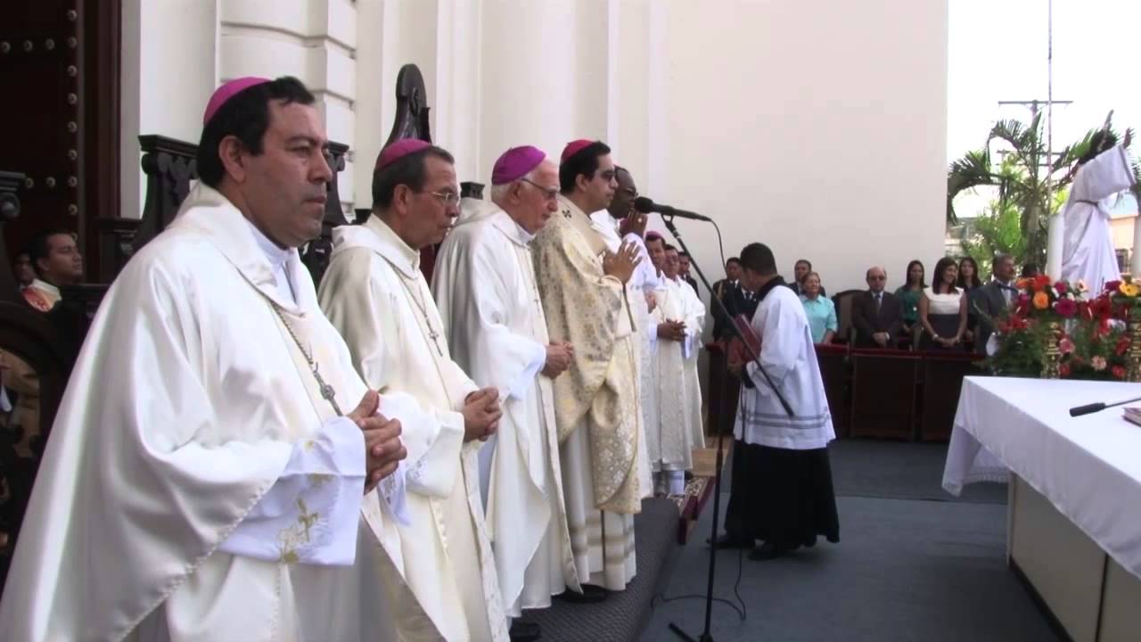 Actividades en honor al Divino Salvador del Mundo - YouTube