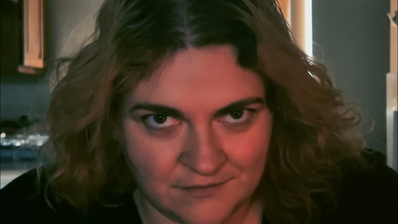 it-sees-you-when-you-re-sleeping-short-horror-film-youtube