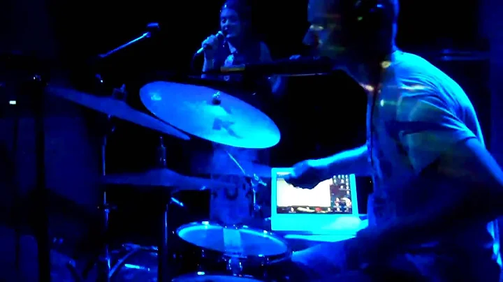 brandon draper live at CZAR BAR 8-28-10