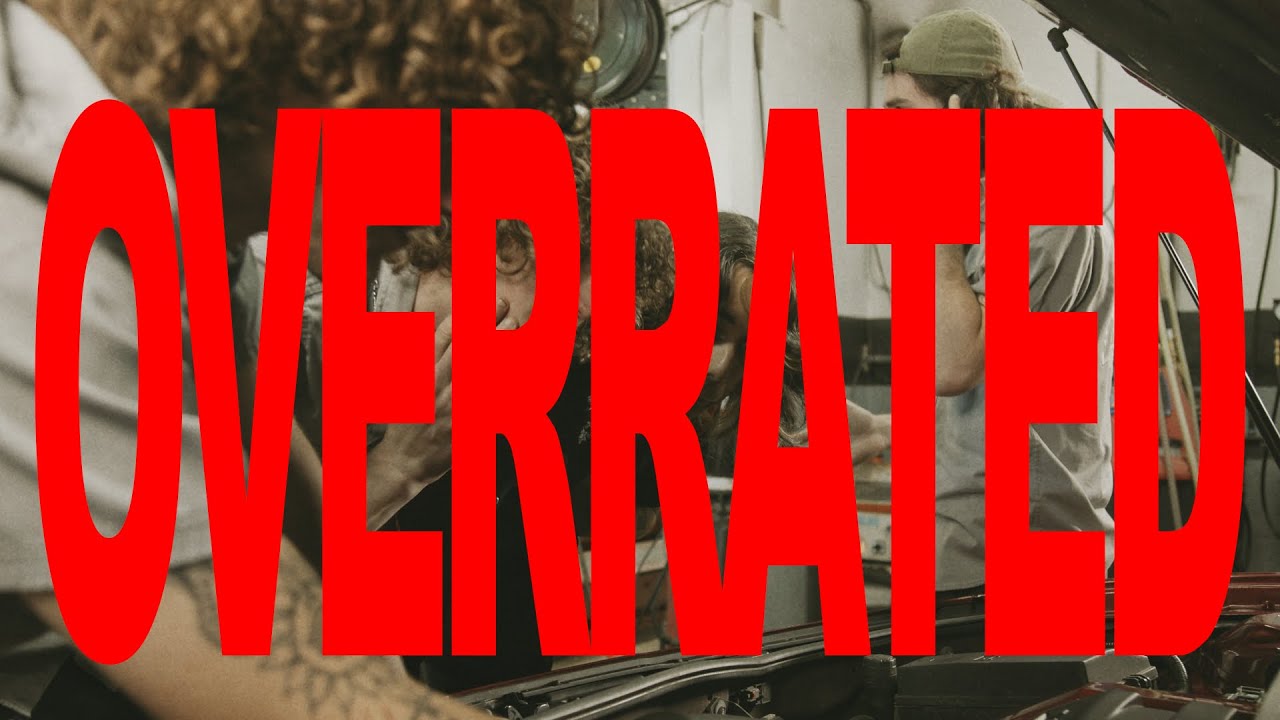 YouTube에서 Lake Drive - Overrated (Official Music Video) 보기 YouTube에서 Lake Drive - Overrated (Official Music Video) 보기