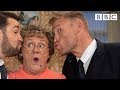 Mammy gives Freddy Flintoff cricket tips - BBC