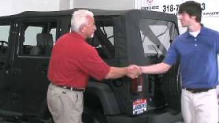 Landers Dodge Chrysler Jeep - Custom Informational DVD for JEEP Wrangler Owners screenshot 4