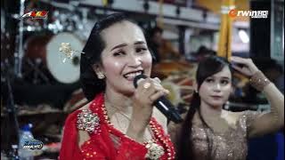 OJO DIBANDINGKE // KMB GEDRUK // MARGO MULYO SOUND SYSTEM