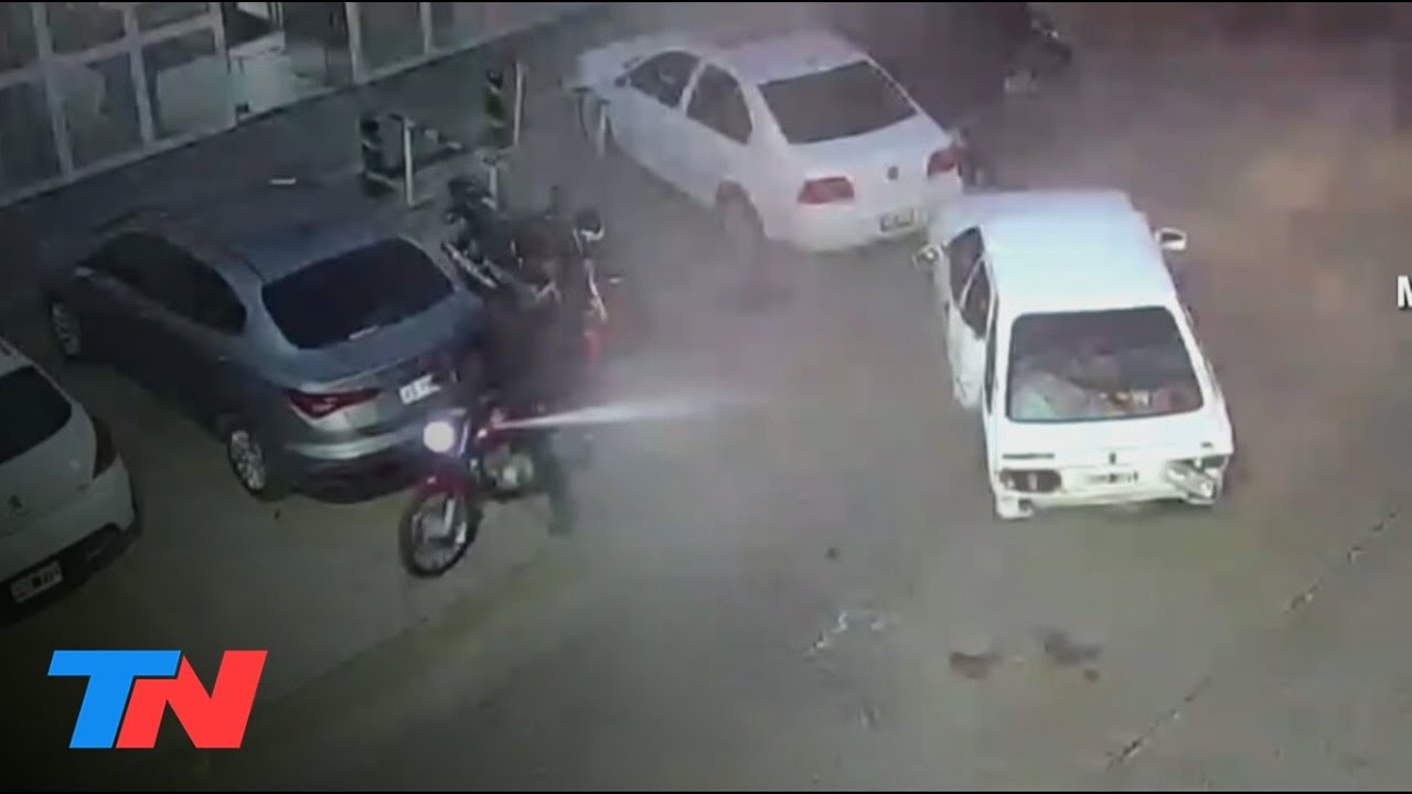 PERSECUCIÓN DE PELÍCULA EN TIGRE: un ladrón forcejeo con el dueño de un auto y escapó