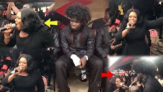 WOW😍Kuami Eugene & Piesie Esther Massive and Emotional Performance at his Father’s Funeral Rites😱