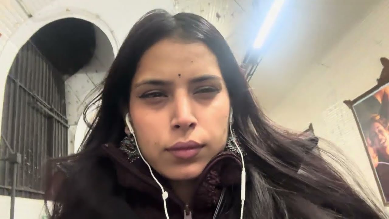 Let’s go to temple in Paris #temple #parisvlogger #indianinfrance #indianabroad 