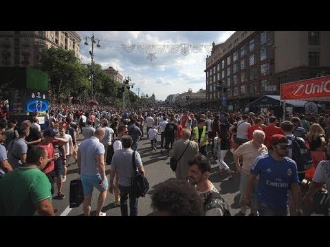 Champions League final: Thousands flock to Madrid -- but can they get a ticket?