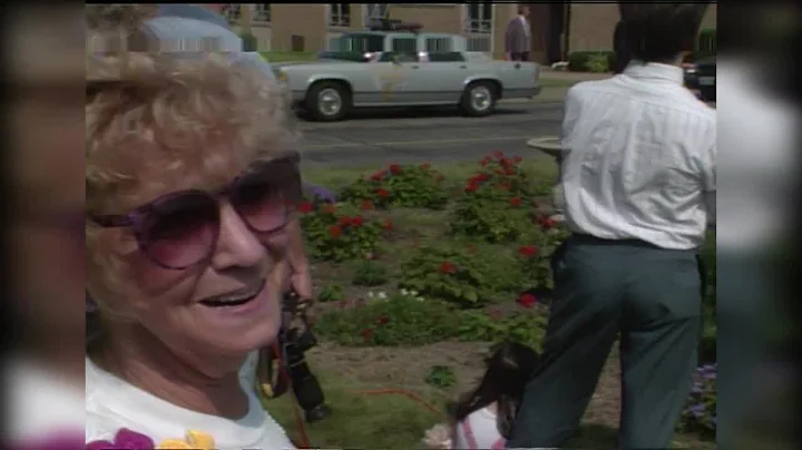 WKBN archives: Barbara Bush plants trees in Boardm...