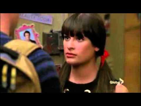 Finn buys Rachel a star 3x09