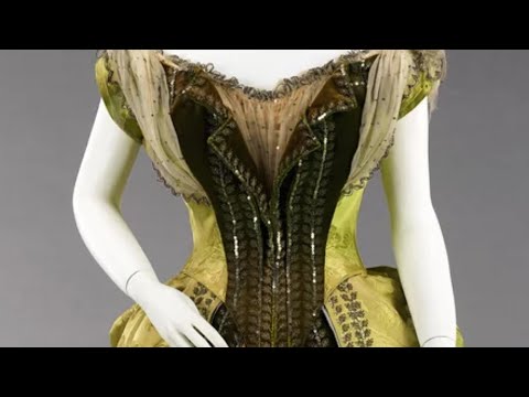 How Green Victorian Dresses Killed Those Wearing Them