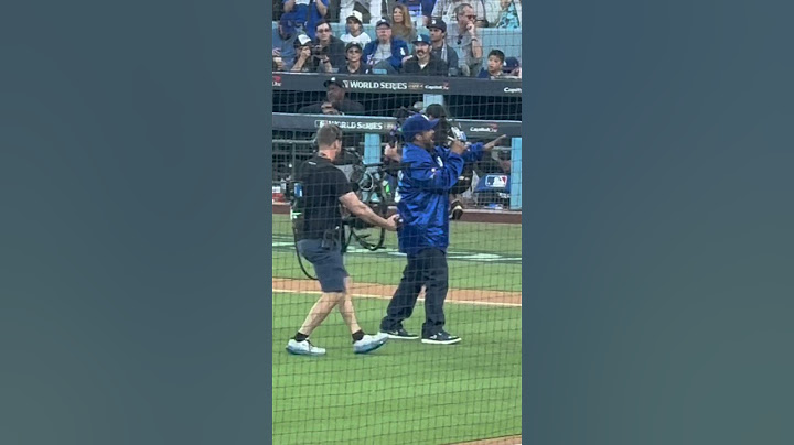 Ice Cube Speaks Performing At The World Series