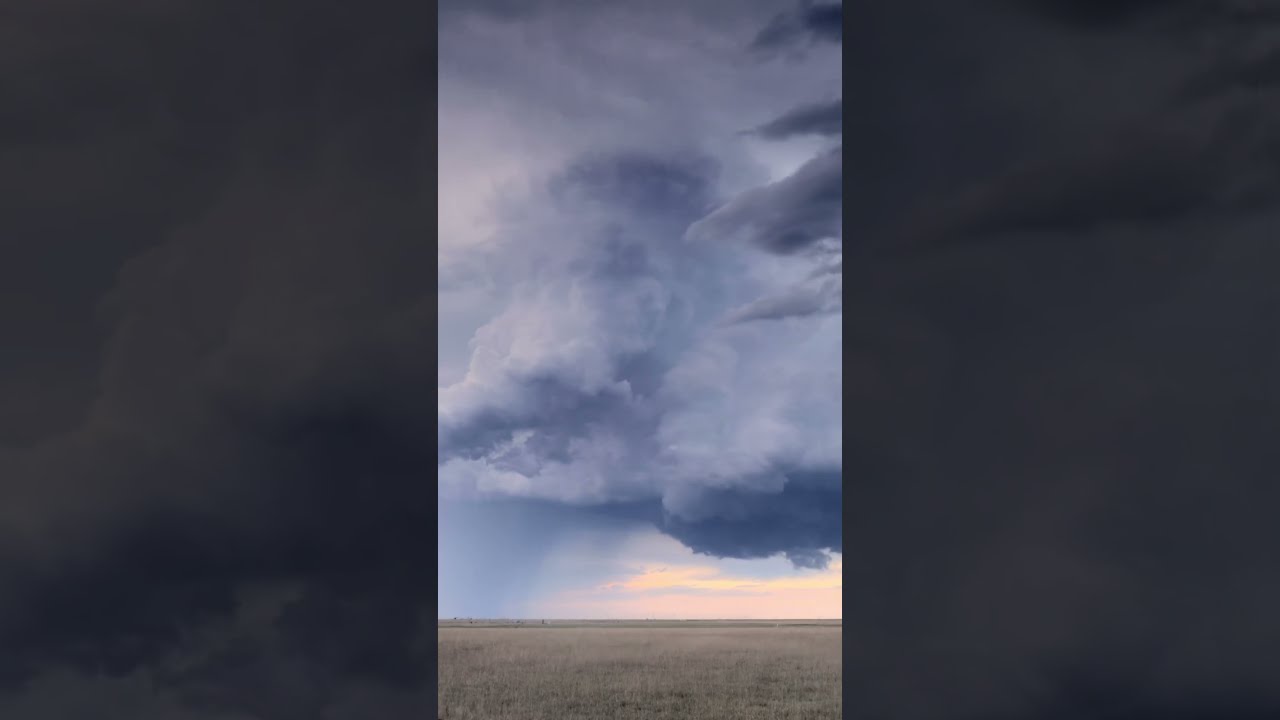 A Rapidly Developing Supercell In The Texas Panhandle This Storm Went On To Produce Some Big Hail 