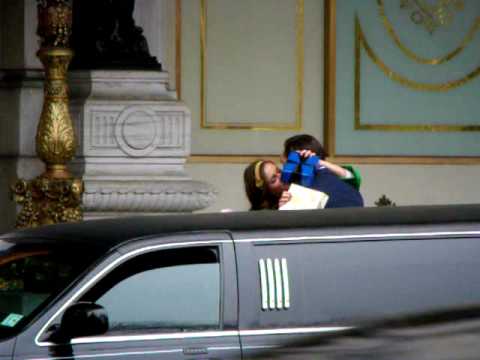 Leighton Meester (Blair Waldorf) and Ed Westwick (Chuck Bass) film on Gossip Girl