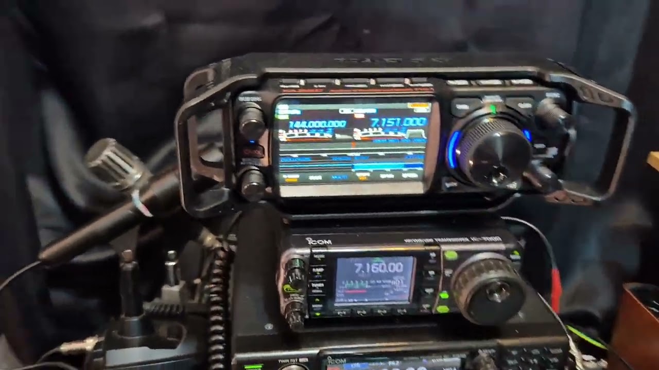 ICOM 7000 , 7300 - YouTube
