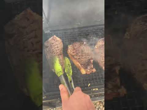 Стейки на мангале