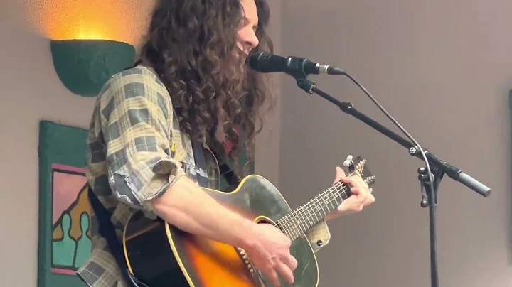 Kurt Vile - Stuffed Leopard - EOTR Festival (Secre...